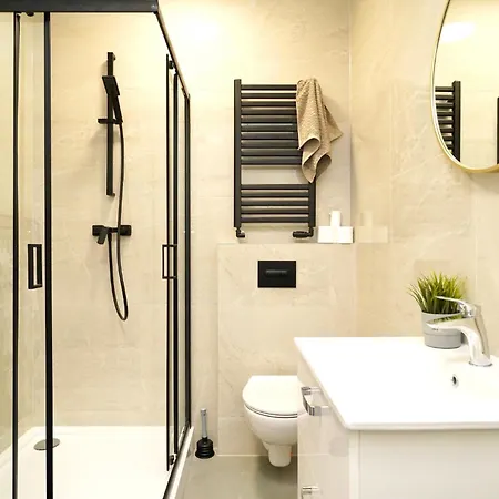 Mmrent Snowy בית אירוח גדנסק