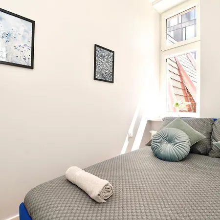 Δωμάτια σε οικογενειακή κατοικία Mmrent Snowy